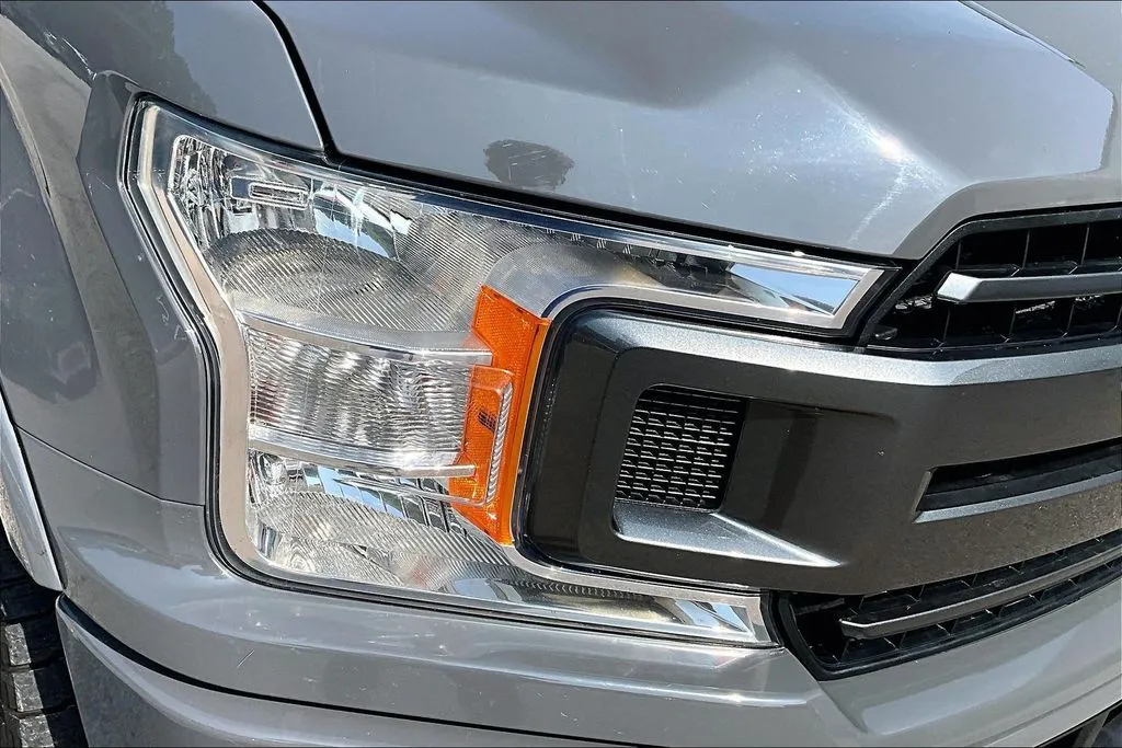 Ford F-150 photo 32