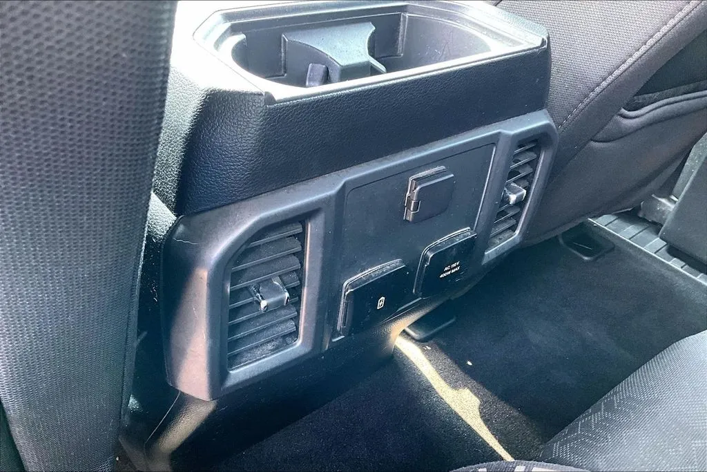 Ford F-150 photo 11