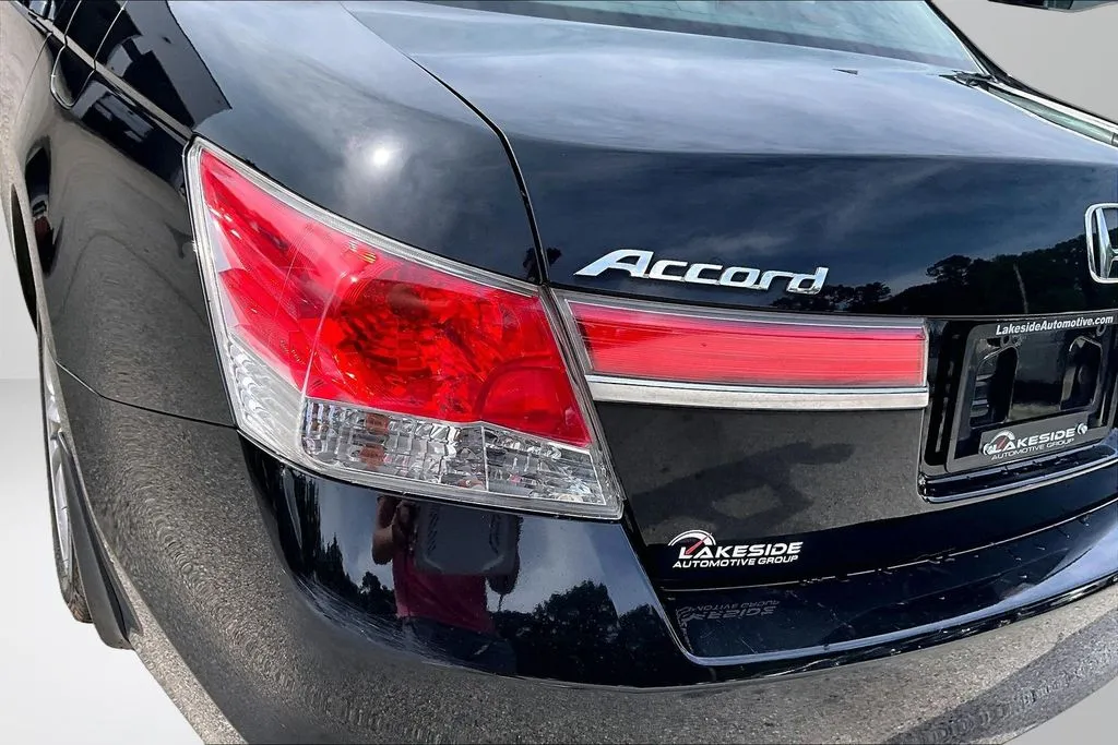 Honda Accord photo 22