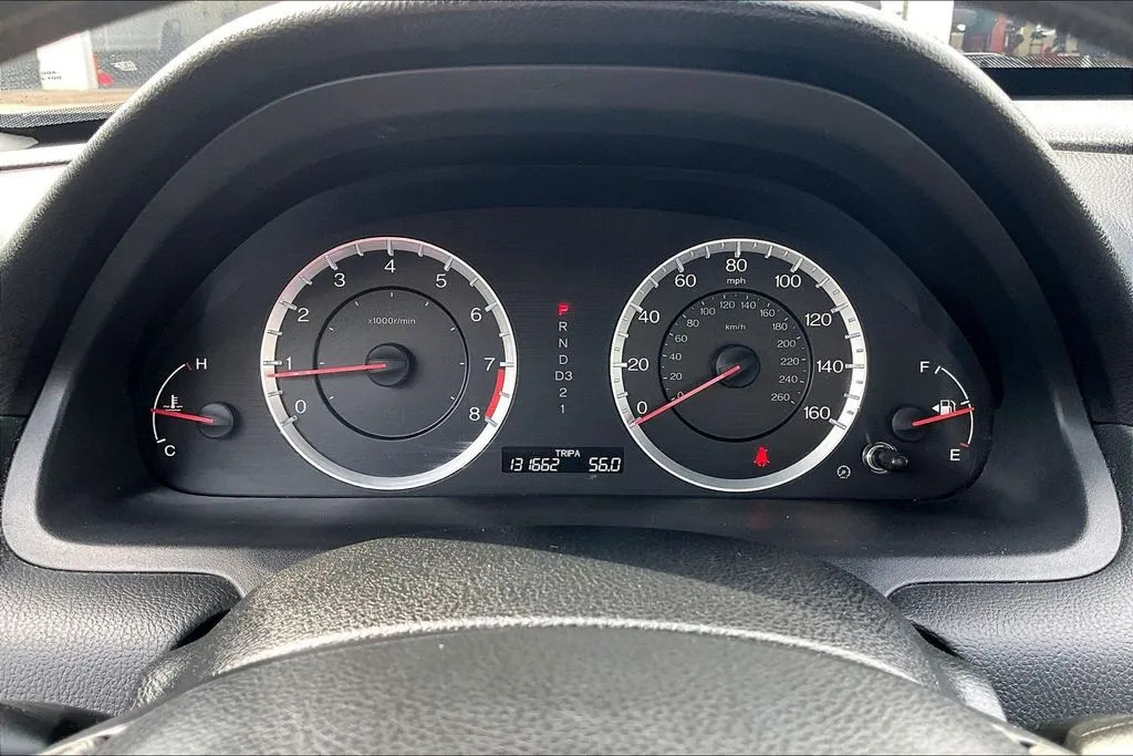 Honda Accord photo 13