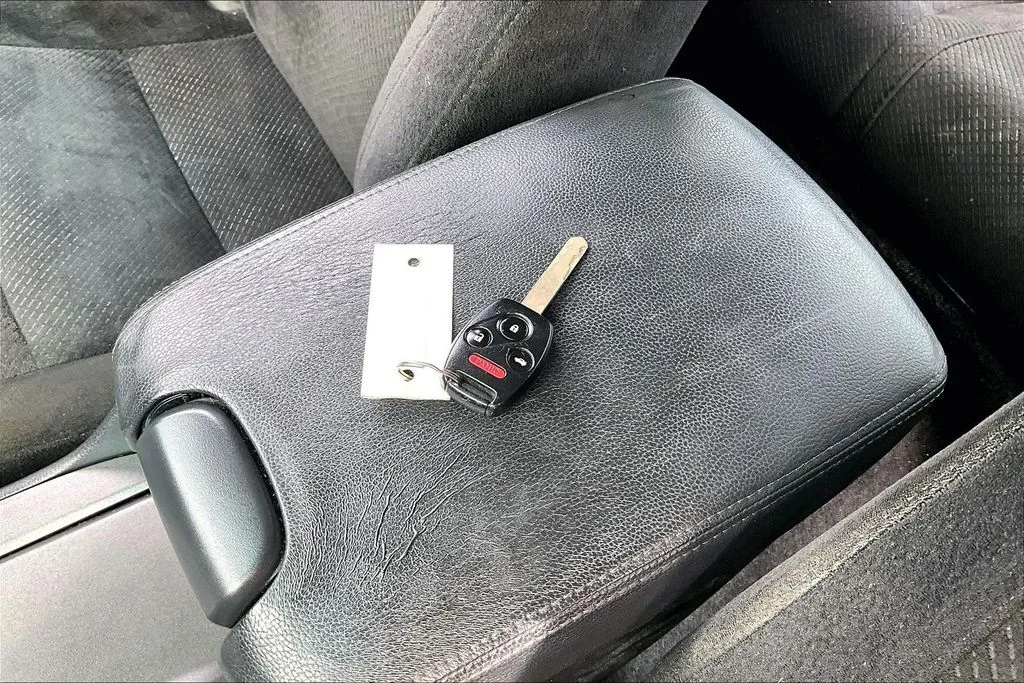 Honda Accord photo 34