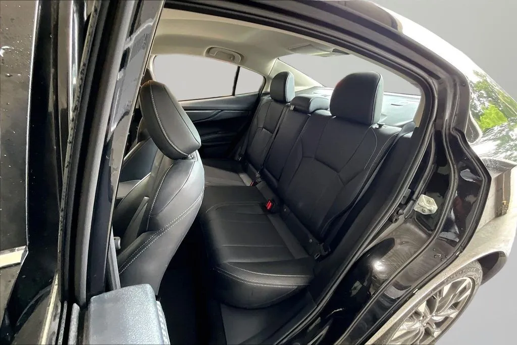 Subaru Impreza photo 22