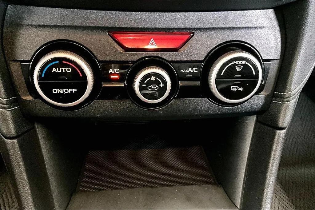 Subaru Impreza photo 15