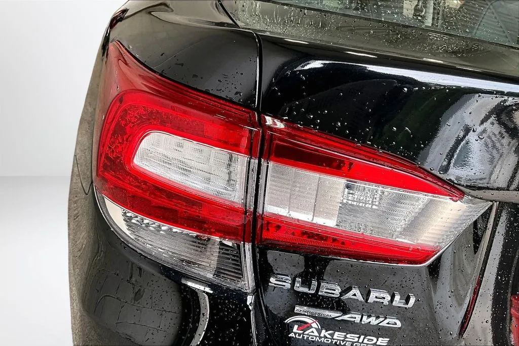 Subaru Impreza photo 23
