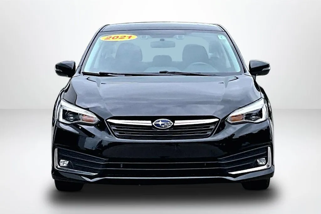 Subaru Impreza photo 2