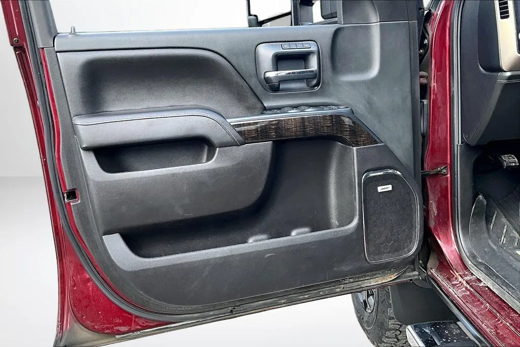 GMC Sierra photo 20