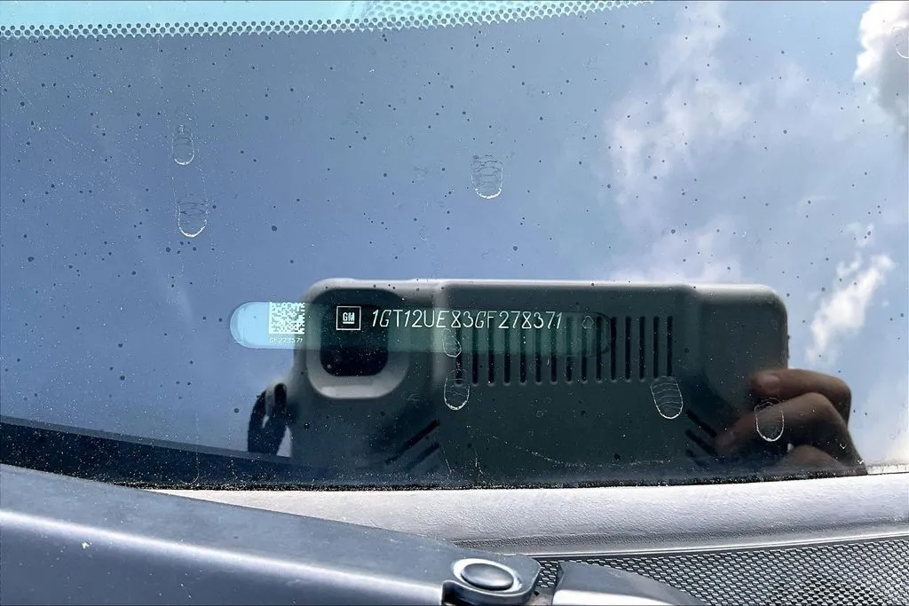 GMC Sierra photo 19
