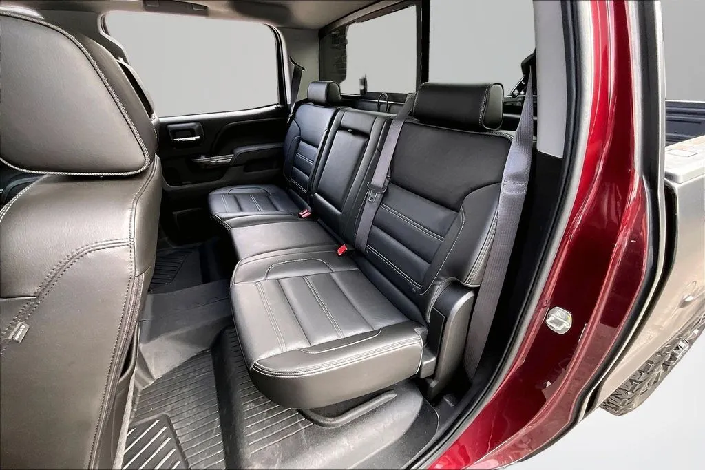 GMC Sierra photo 22