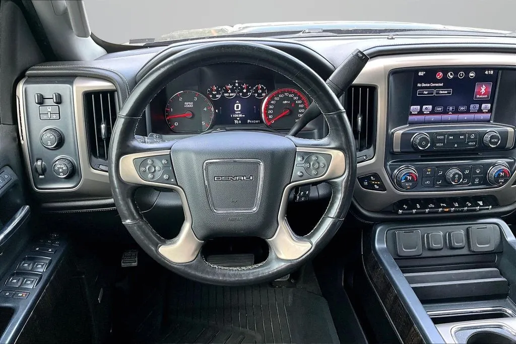 GMC Sierra photo 9