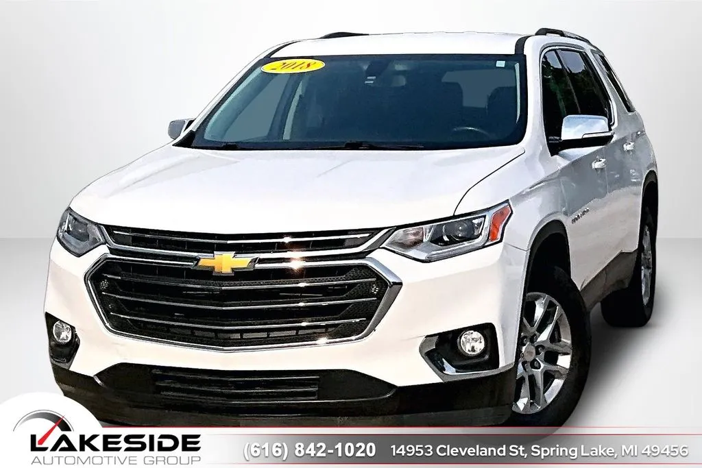 White 2018 Chevrolet Traverse LT for sale in Spring Lake, MI