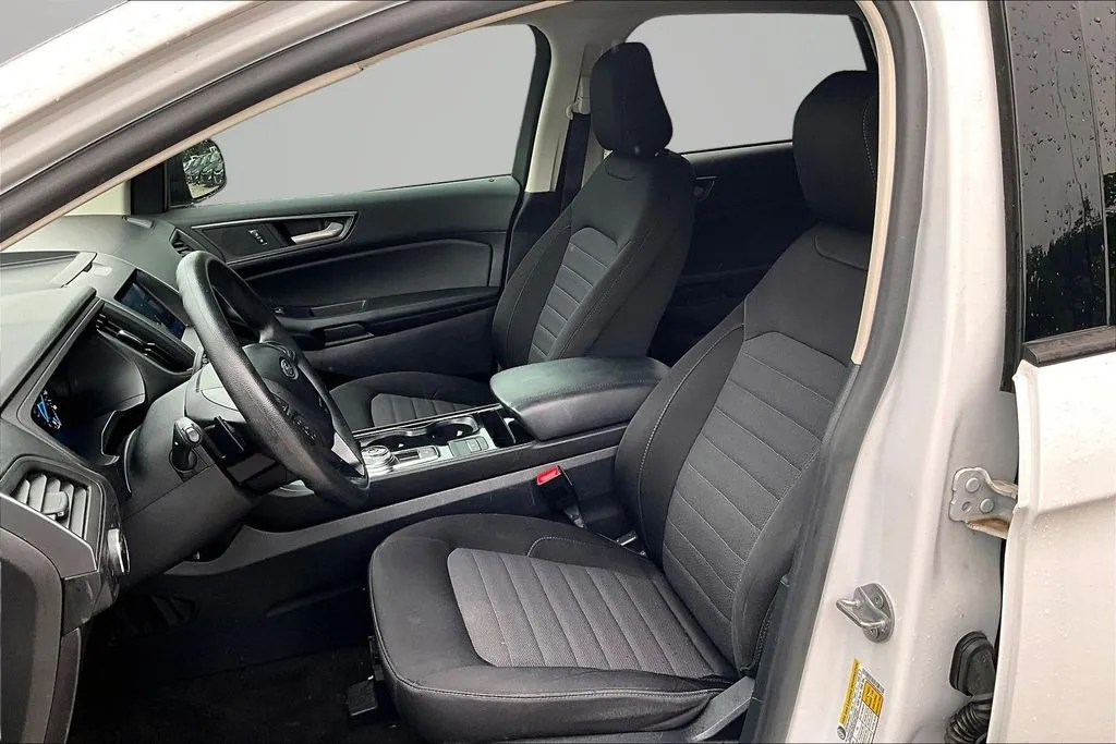 Ford Edge photo 21