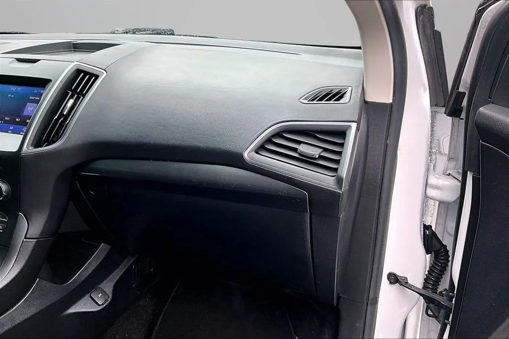 Ford Edge photo 26