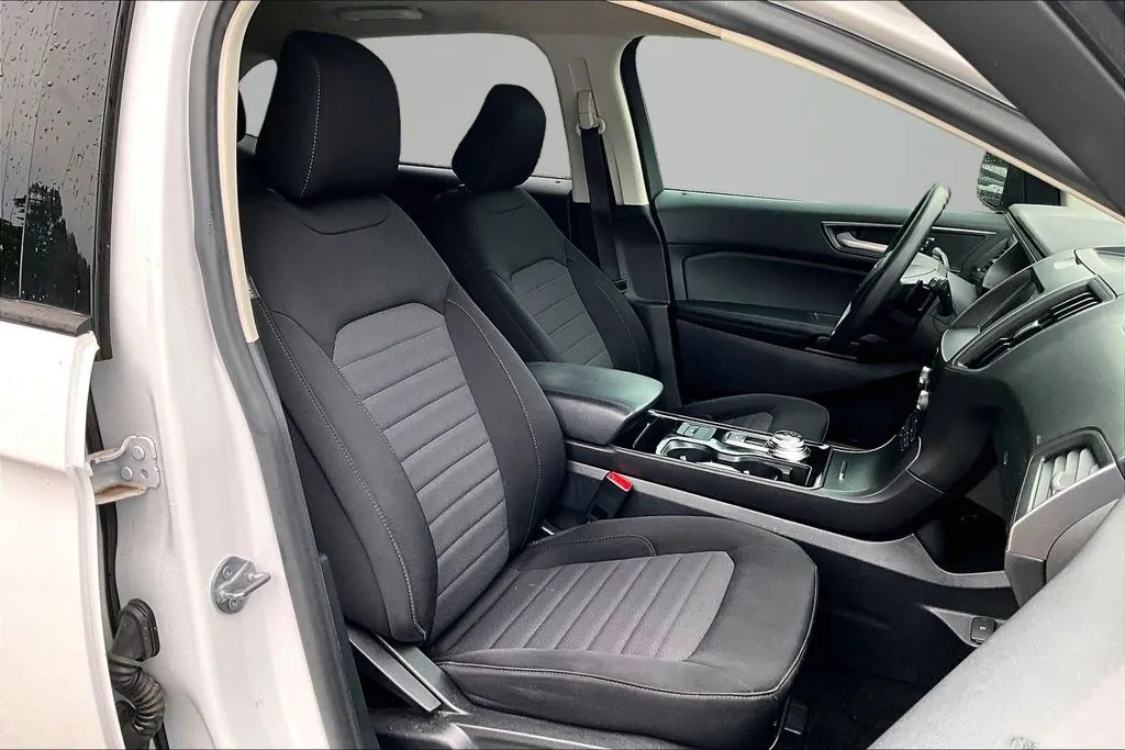 Ford Edge photo 28