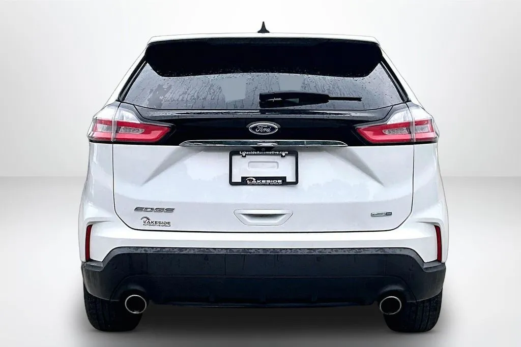 Ford Edge photo 6