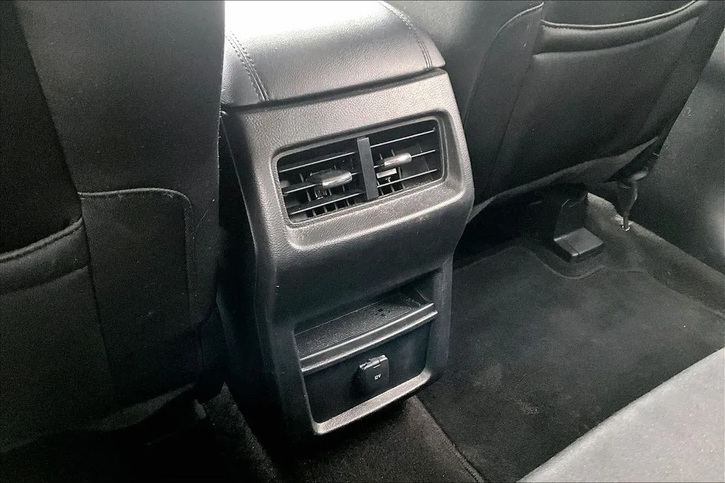Ford Edge photo 10