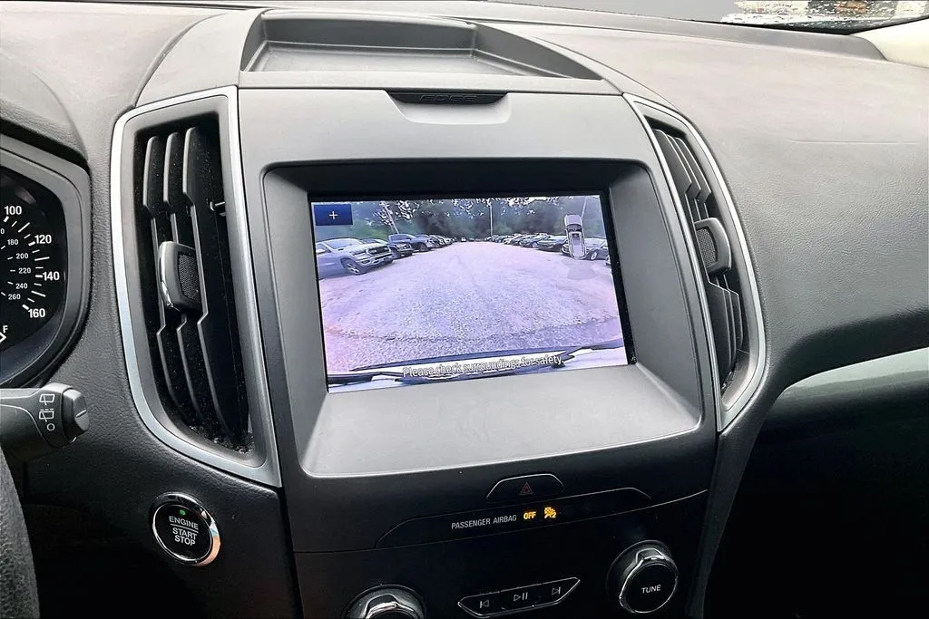 Ford Edge photo 14