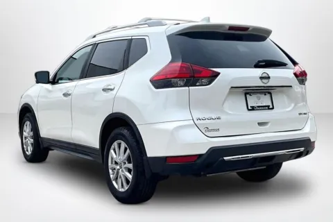 More photos of 2017 Nissan Rogue S at Lakeside Automotive Group, MI
