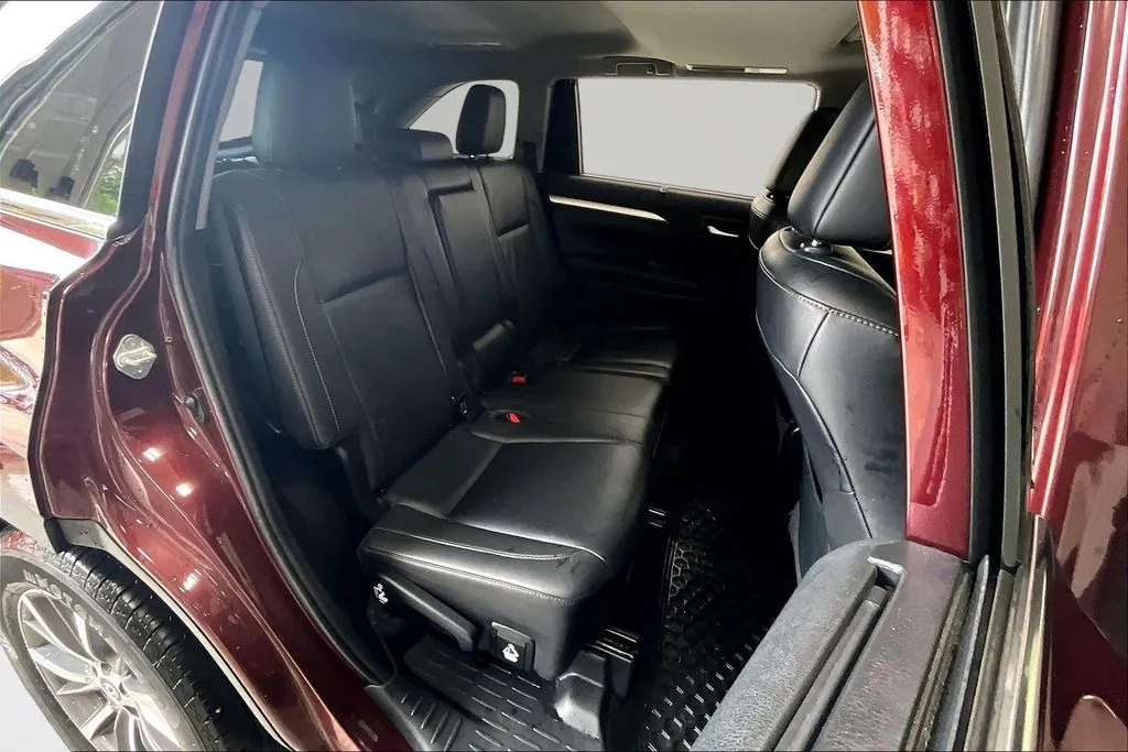 Toyota Highlander photo 25