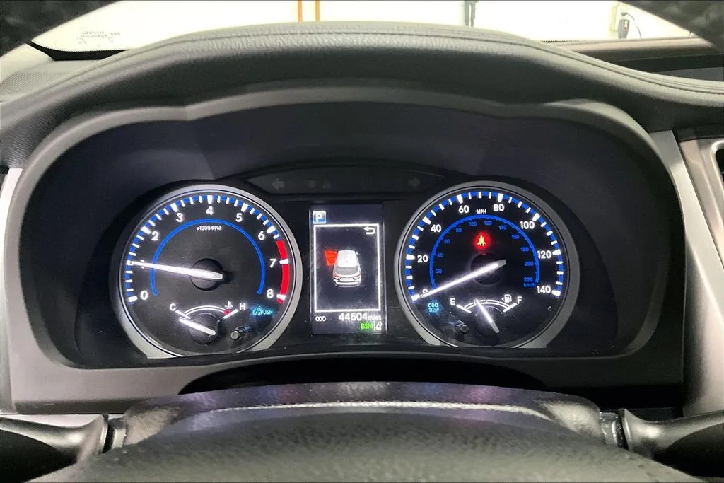 Toyota Highlander photo 13