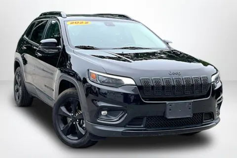 Another view of 2022 Jeep Cherokee Latitude Lux for sale in Spring Lake, MI at Lakeside Automotive Group