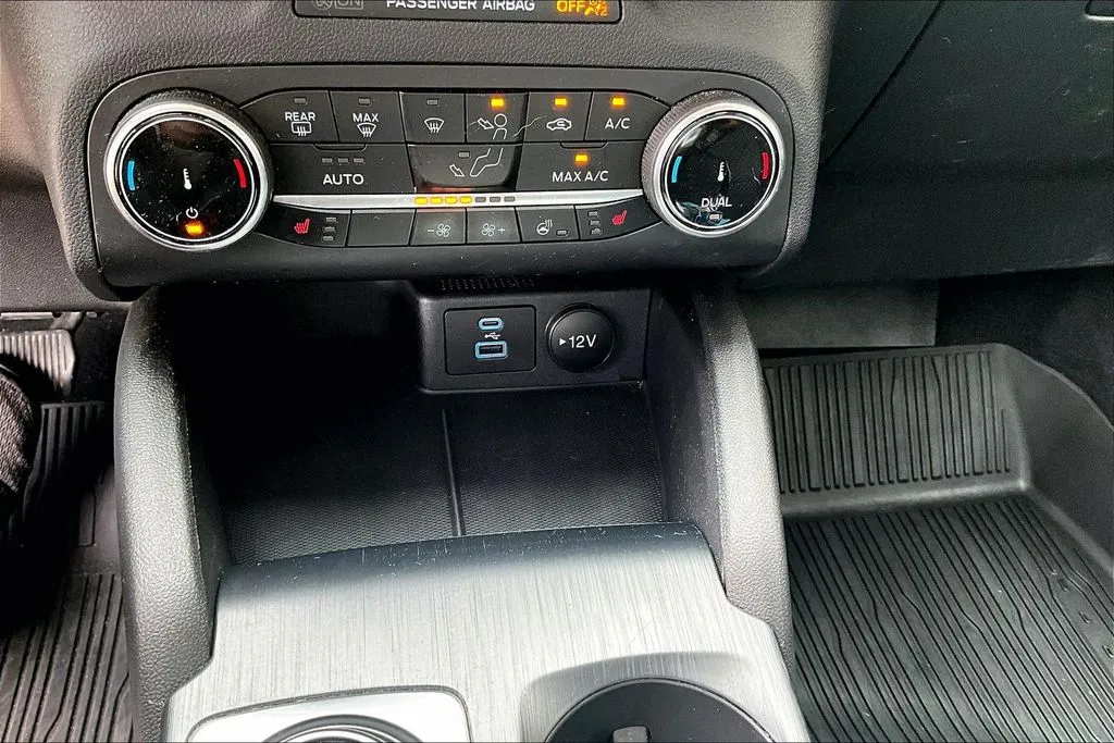 Ford Escape photo 15