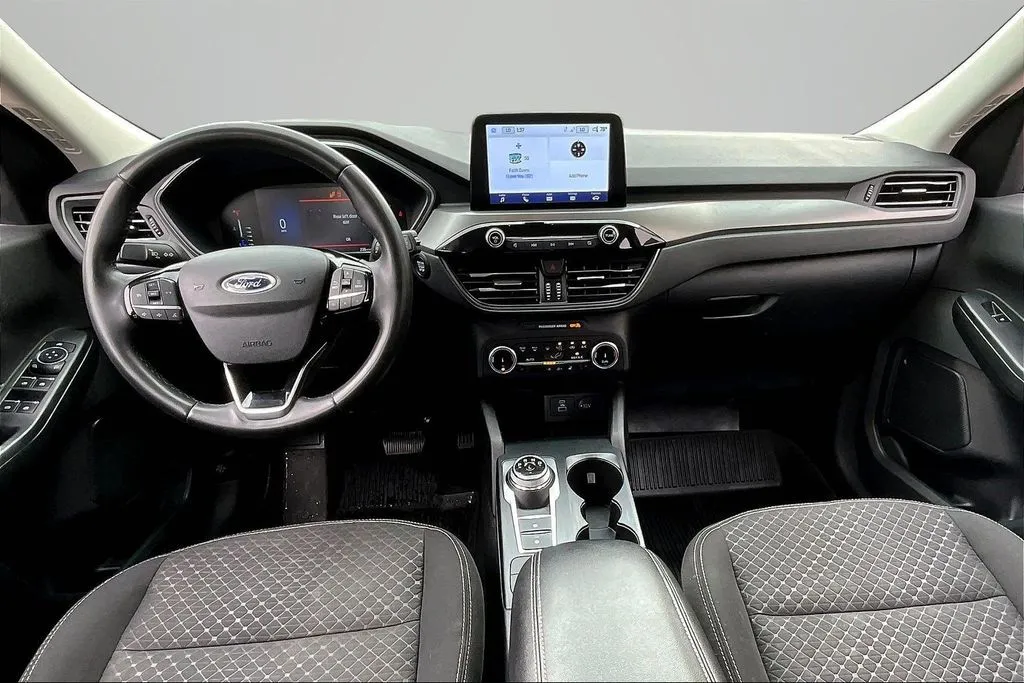 Ford Escape photo 7