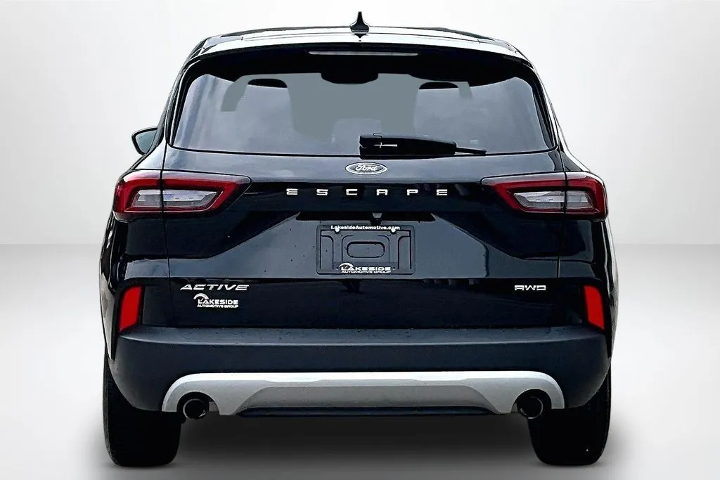 Ford Escape photo 6