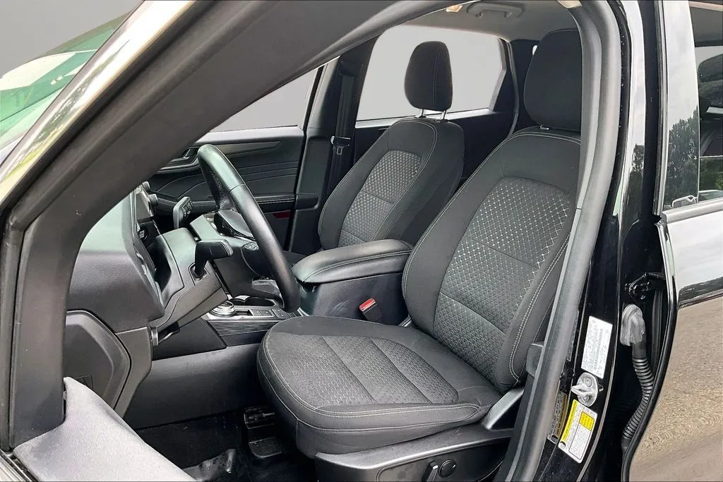 Ford Escape photo 21
