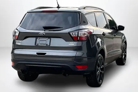 More photos of 2018 Ford Escape SE at Lakeside Automotive Group, MI