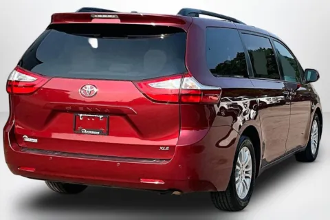 More photos of 2017 Toyota Sienna XLE at Lakeside Automotive Group, MI