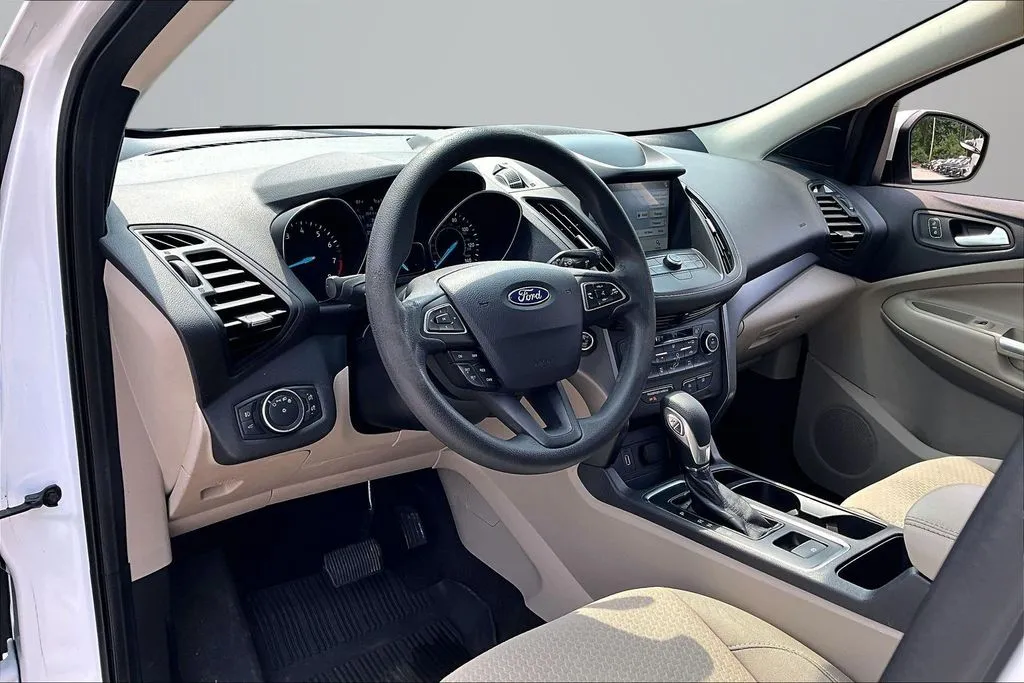 Ford Escape photo 17