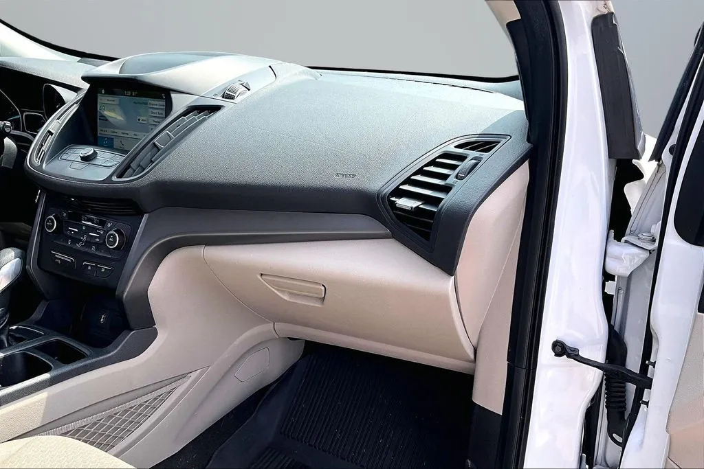 Ford Escape photo 26