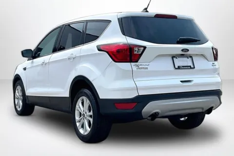 More photos of 2019 Ford Escape SE at Lakeside Automotive Group, MI