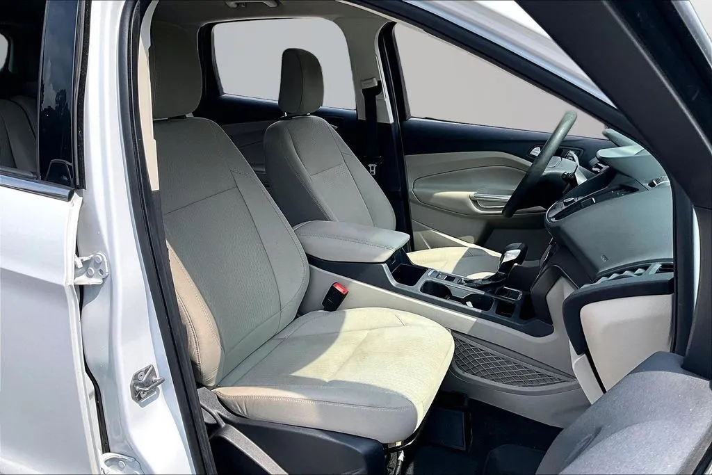 Ford Escape photo 28