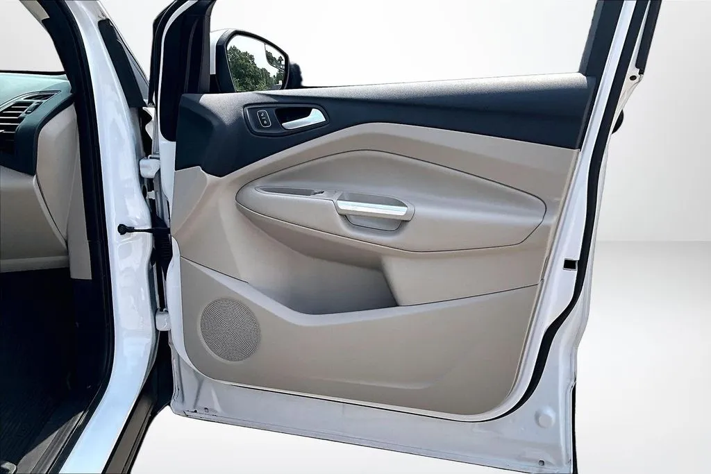 Ford Escape photo 27
