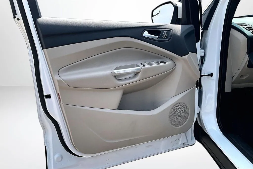 Ford Escape photo 20