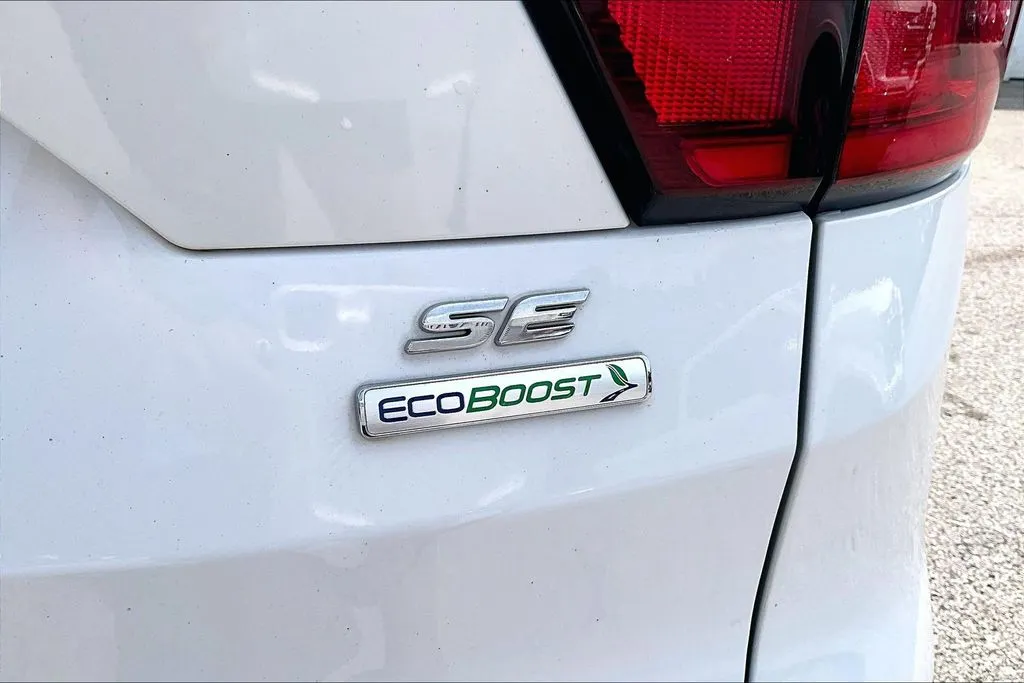 Ford Escape photo 24