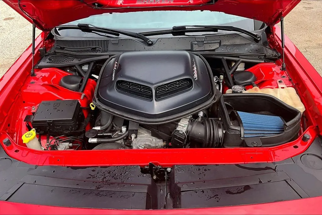 Dodge Challenger photo 29