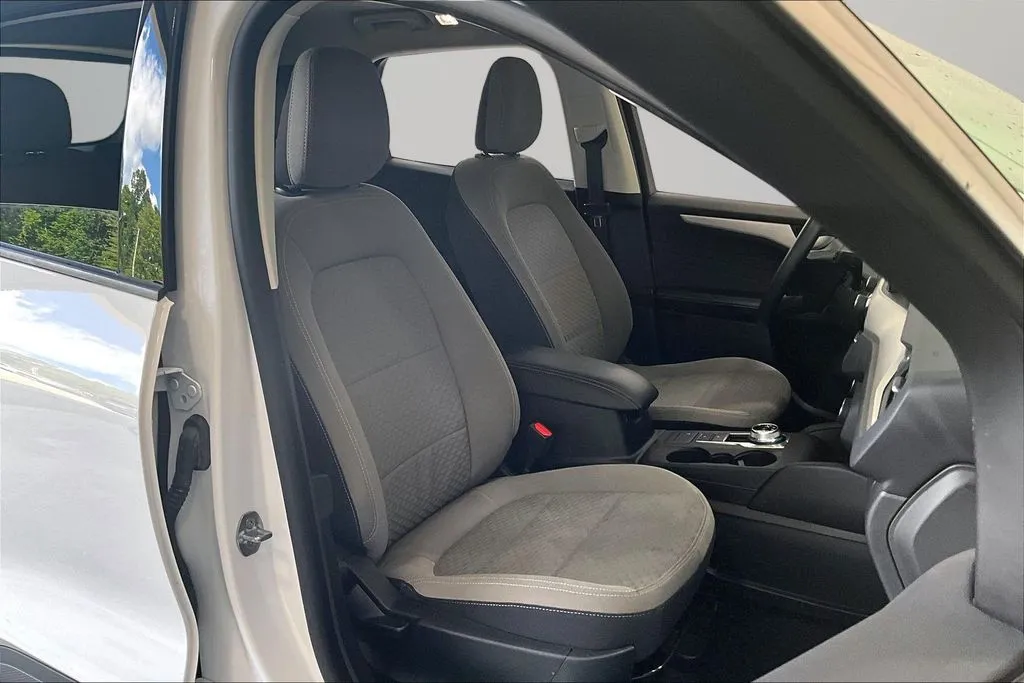Ford Escape photo 28