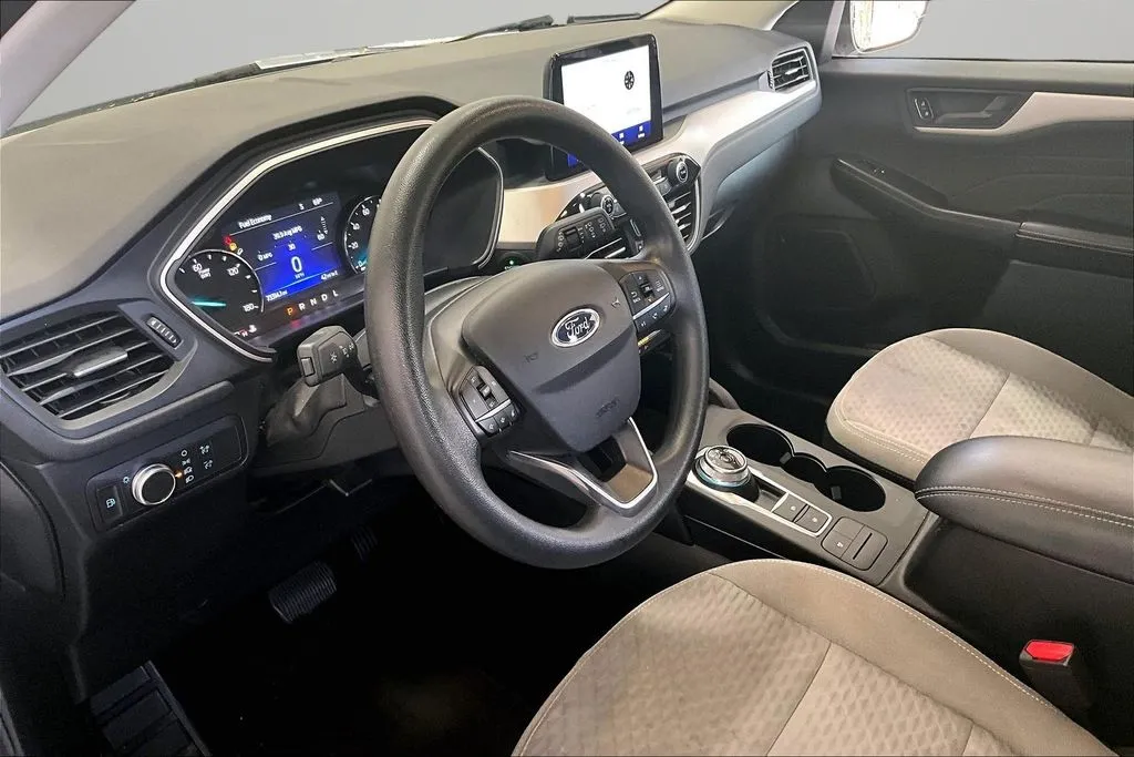 Ford Escape photo 17