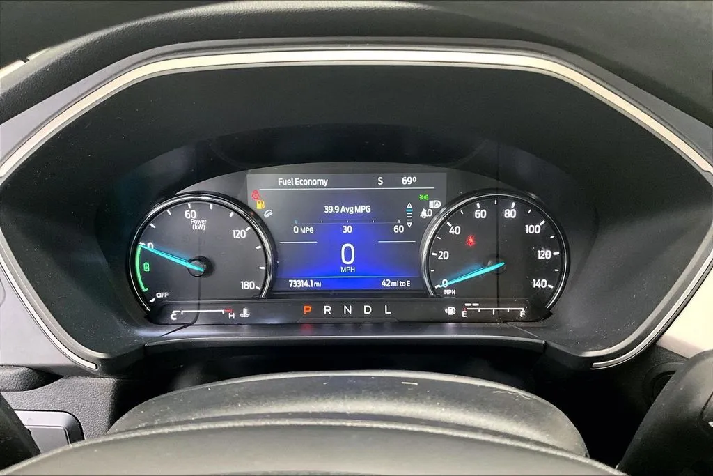 Ford Escape photo 13