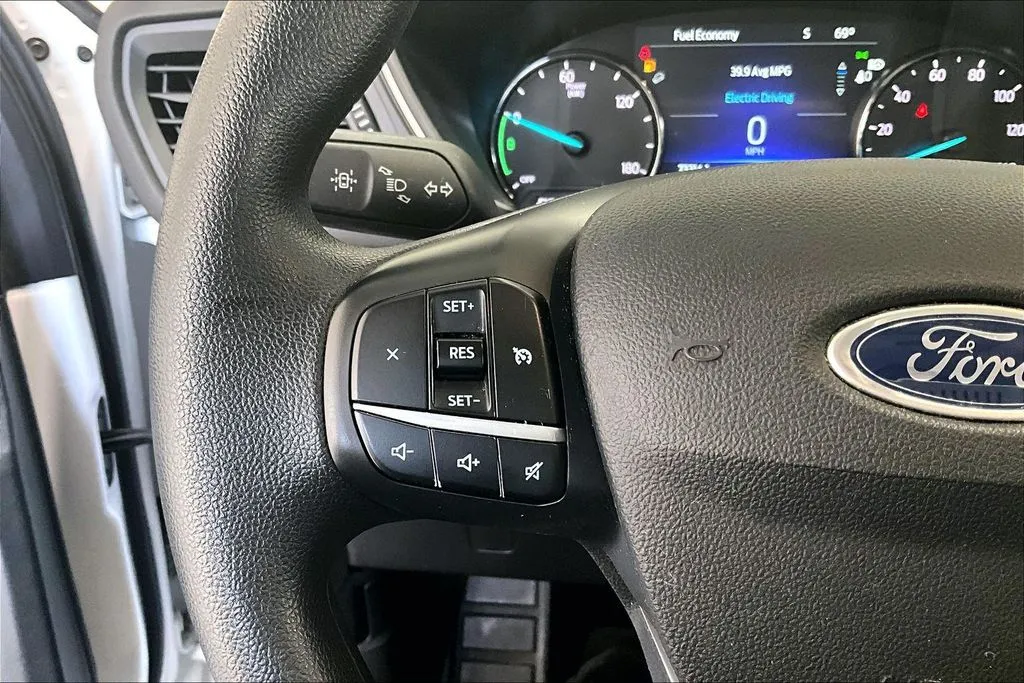 Ford Escape photo 11