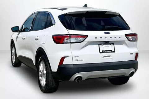 More photos of 2022 Ford Escape Hybrid SE at Lakeside Automotive Group, MI