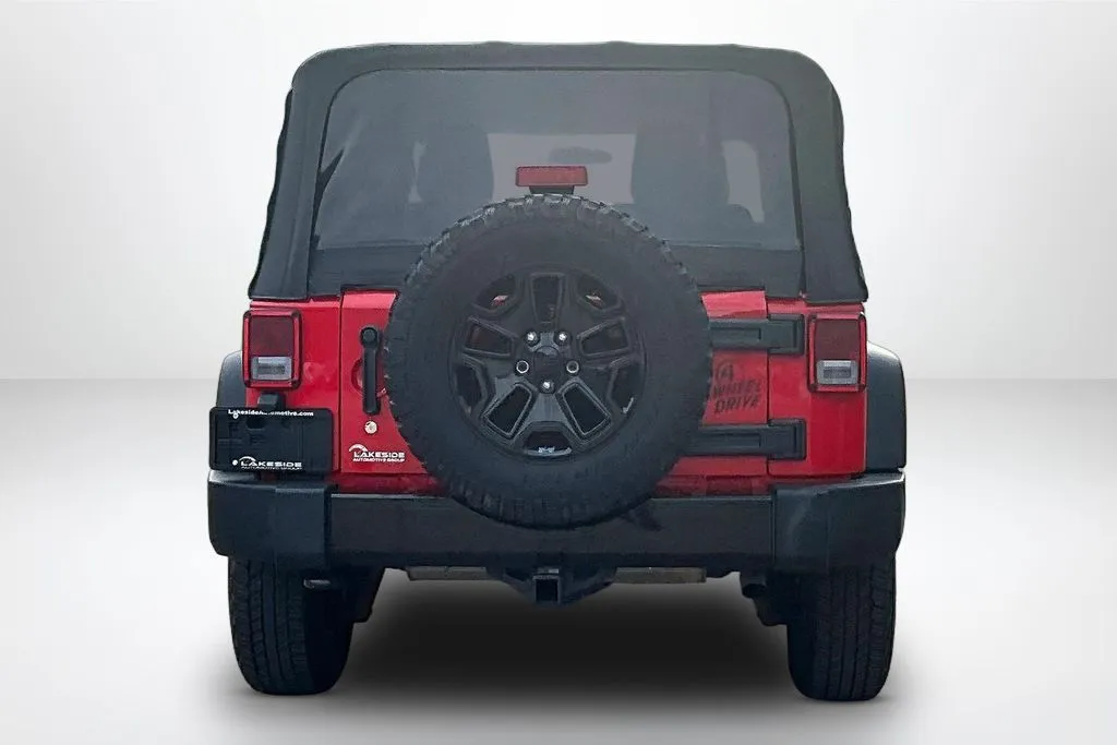 Jeep Wrangler photo 6