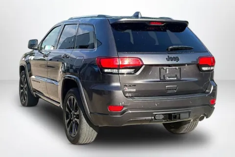 More photos of 2019 Jeep Grand Cherokee Altitude at Lakeside Automotive Group, MI