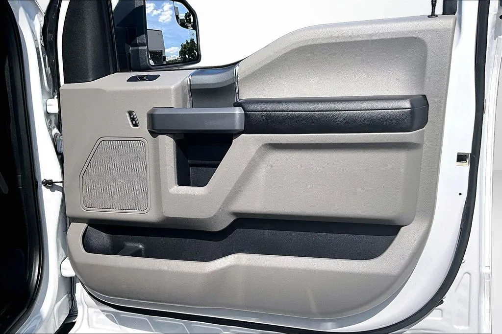 Ford F-150 photo 28