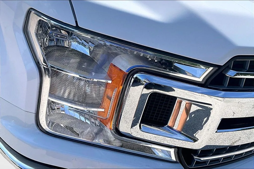 Ford F-150 photo 32