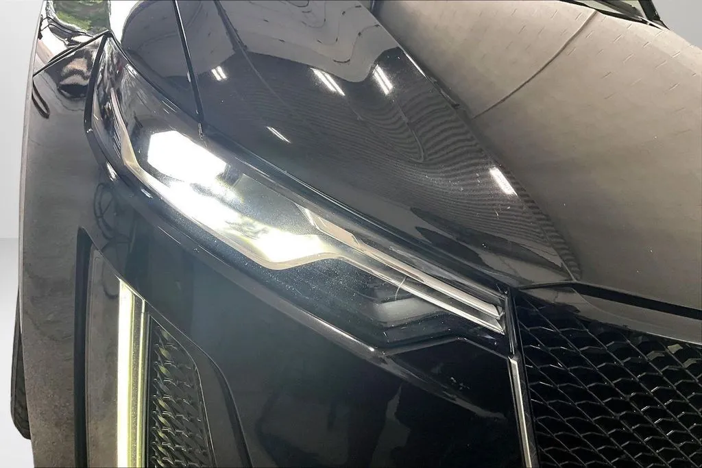 Cadillac XT6 photo 32