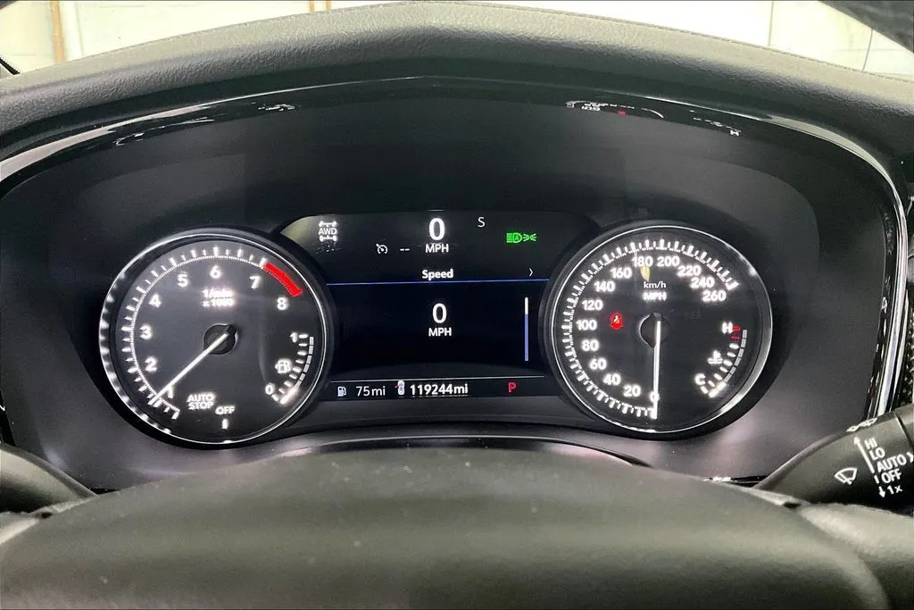 Cadillac XT6 photo 13