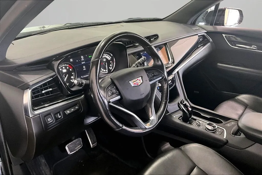 Cadillac XT6 photo 16